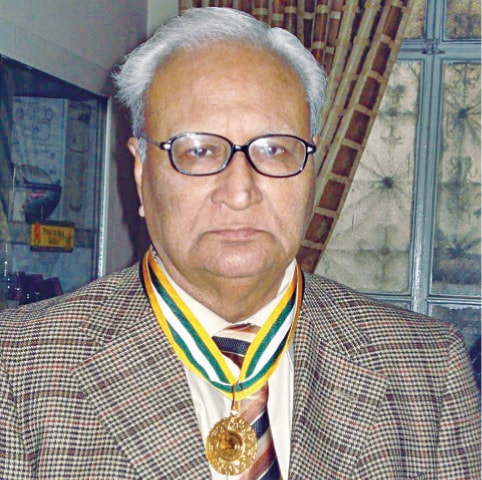 DrSaleemAkhtar.jpg