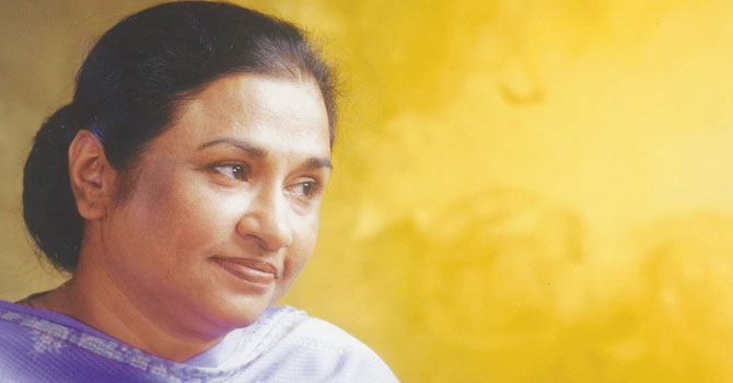 NayyaraNoor.jpg